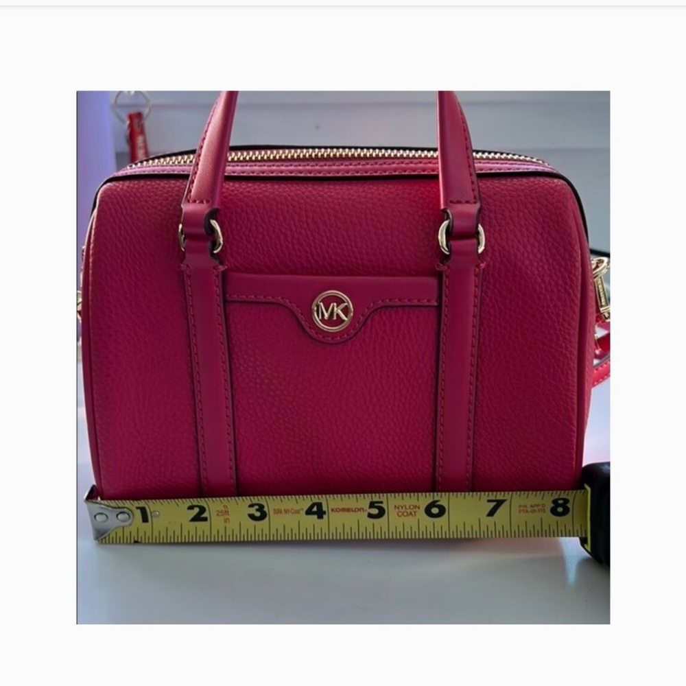 Vibrant Pink Michael Kors Women's Handbag - Picture 9 of 9
